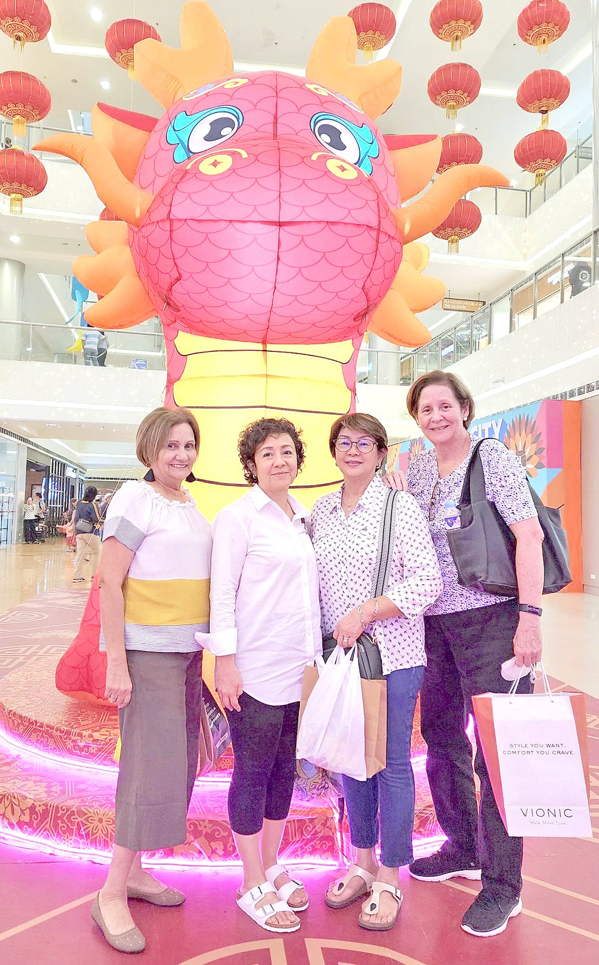 leisure travelers: Honey Loop, Eileen Streegan, Grace Lozada and Susan Sala.